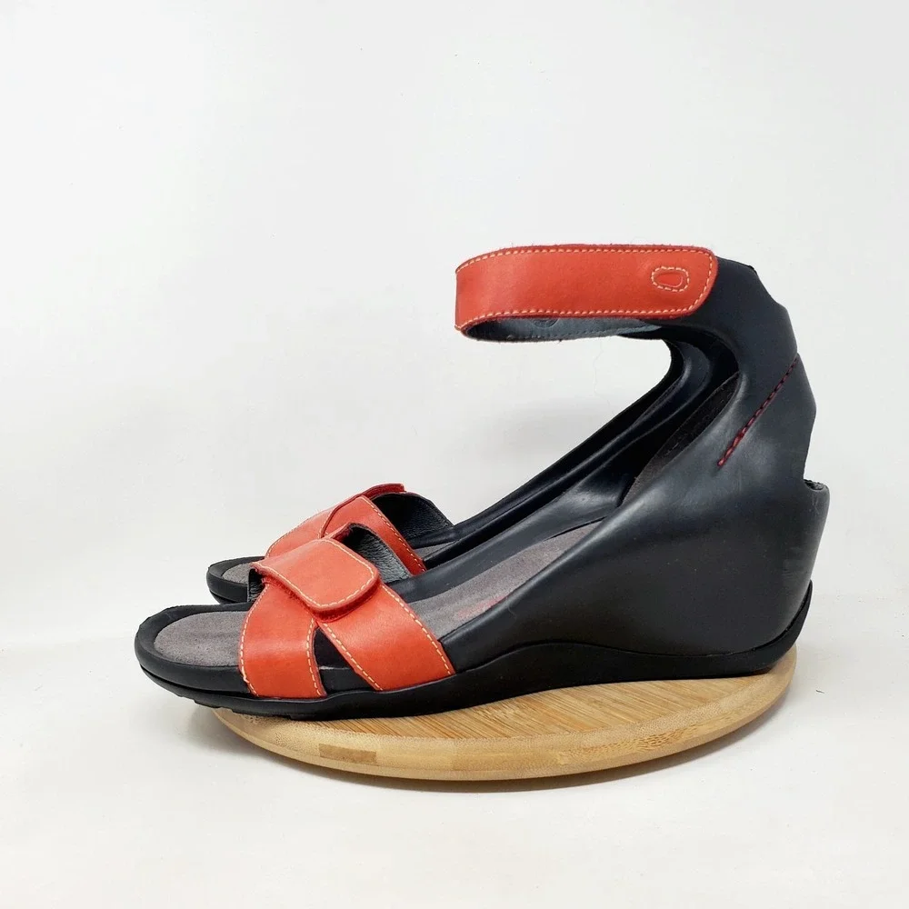 Wolky Era Wedge Sandals Womens 41 Red Leather Black Adjustable Ankle Strap Shoes